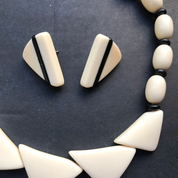 80’s Geometric Design Jewelry Set - Picture 2 of 5